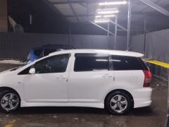 Сүрөт унаа Toyota Wish