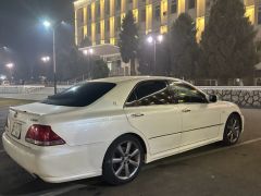 Сүрөт унаа Toyota Crown