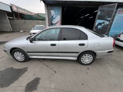 Сүрөт унаа Mitsubishi Carisma