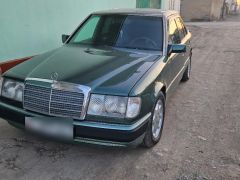 Сүрөт унаа Mercedes-Benz W124