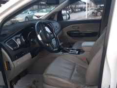 Сүрөт унаа Kia Carnival