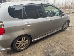 Photo of the vehicle Honda Fit