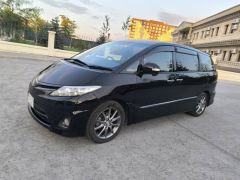 Фото авто Toyota Estima