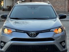 Сүрөт унаа Toyota RAV4