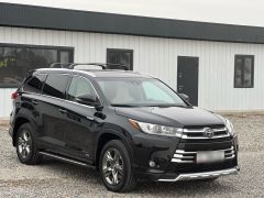 Сүрөт унаа Toyota Highlander