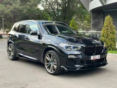 Photo of the vehicle BMW X5