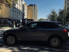 Сүрөт унаа Porsche Cayenne