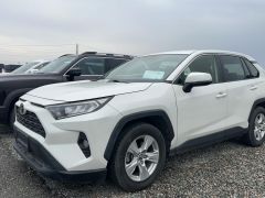 Photo of the vehicle Toyota RAV4