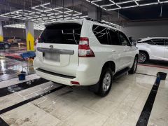 Фото авто Toyota Land Cruiser Prado