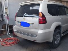 Photo of the vehicle Lexus GX