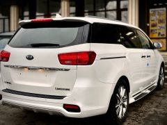 Фото авто Kia Carnival