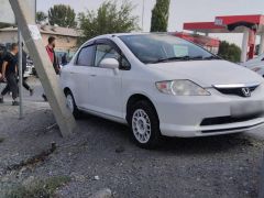 Photo of the vehicle Honda Fit Aria