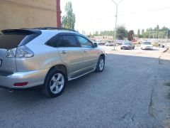 Photo of the vehicle Lexus RX