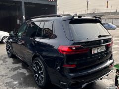 Фото авто BMW X7