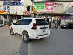 Сүрөт унаа Toyota Land Cruiser Prado