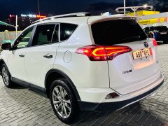 Сүрөт унаа Toyota RAV4