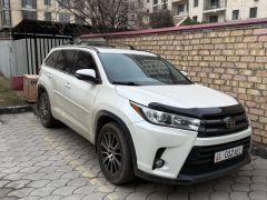 Сүрөт унаа Toyota Highlander