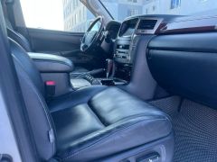 Сүрөт унаа Lexus LX