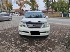 Photo of the vehicle Lexus GX