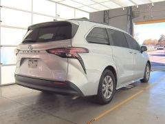 Сүрөт унаа Toyota Sienna