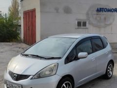 Фото авто Honda Fit