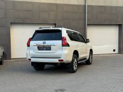 Photo of the vehicle Toyota Land Cruiser Prado