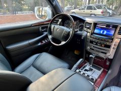 Сүрөт унаа Lexus LX