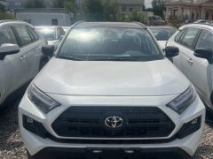 Сүрөт унаа Toyota RAV4