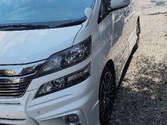 Сүрөт унаа Toyota Vellfire