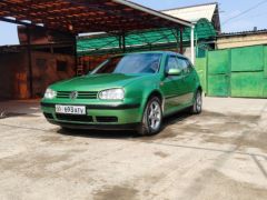 Фото авто Volkswagen Golf