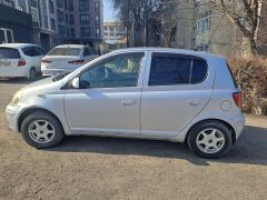 Сүрөт унаа Toyota Vitz