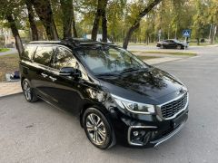 Photo of the vehicle Kia Carnival