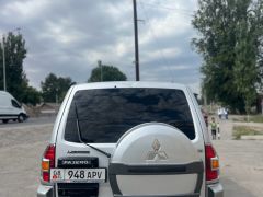 Сүрөт унаа Mitsubishi Pajero