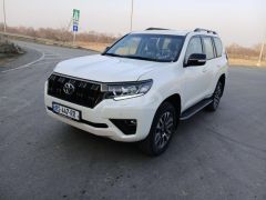 Photo of the vehicle Toyota Land Cruiser Prado