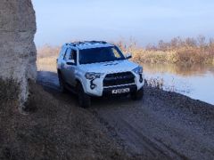 Photo of the vehicle Toyota 4Runner