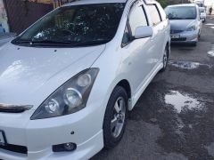 Сүрөт унаа Toyota Wish