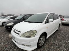 Сүрөт унаа Toyota Ipsum