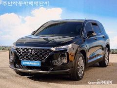 Photo of the vehicle Hyundai Santa Fe