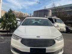 Photo of the vehicle Ford Taurus