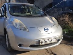 Фото авто Nissan Leaf