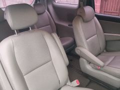 Photo of the vehicle Kia Carnival