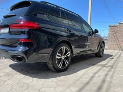 Сүрөт унаа BMW X7