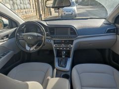 Сүрөт унаа Hyundai Elantra