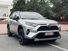 Photo of the vehicle Toyota RAV4