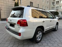 Photo of the vehicle Toyota Land Cruiser