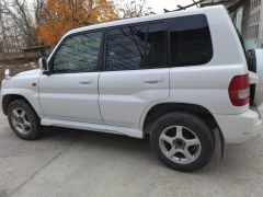 Сүрөт унаа Mitsubishi Pajero Pinin