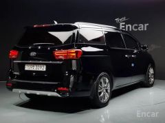 Сүрөт унаа Kia Carnival