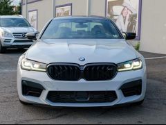 Фото авто BMW M5