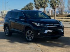 Photo of the vehicle Toyota Highlander