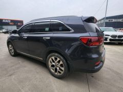 Сүрөт унаа Kia Sorento